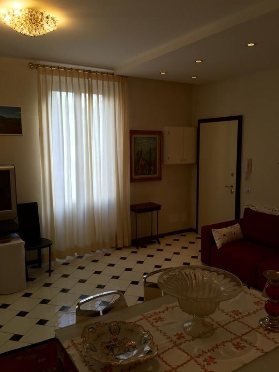 Appartamento Piazza San Marco Florence Chambre photo
